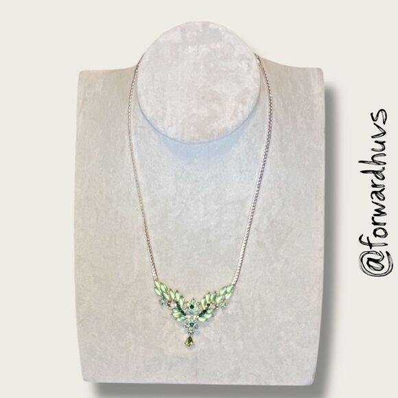 Vintage Mid-Century Rhinestone Necklace – Floral Cluster with Teardrop Pendant - Picture 1 of 10